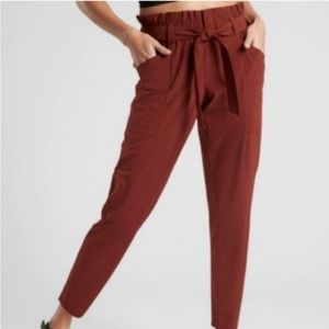 Athleta Skyline Paper Bag Pants 8 Work Travel Pant